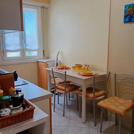 Conchiglia Azzurra Apartment *